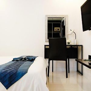 Standard Double Room No Window